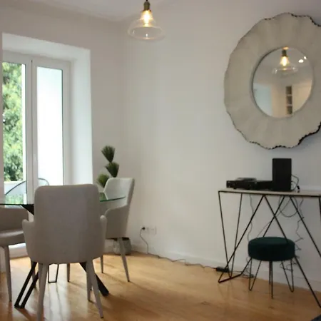 Apartment Chic Blue *